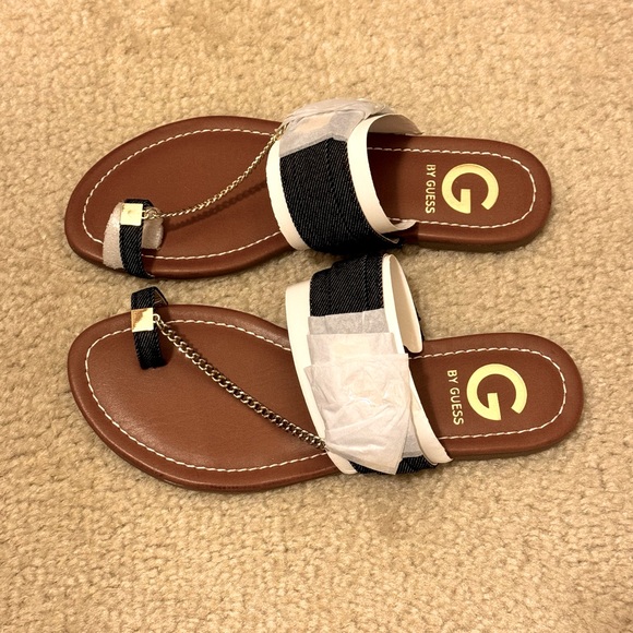 NIB G by Guess Women’s Loren2 Sandals Size 6M - Picture 3 of 9